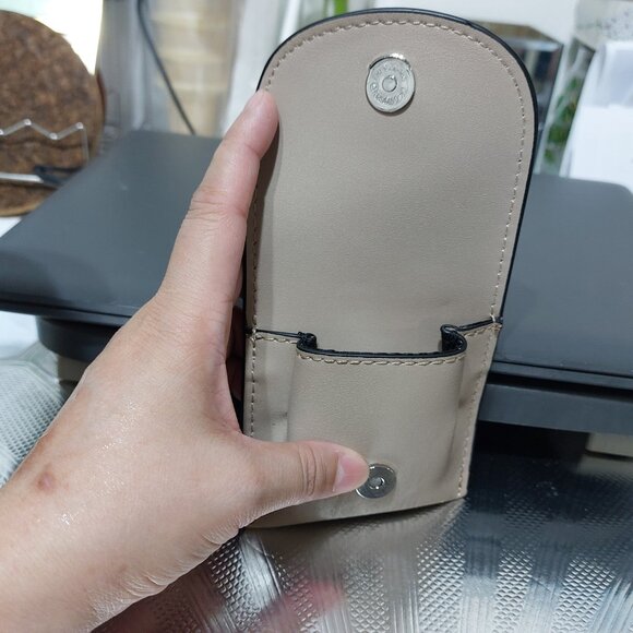 Calvin Klein Clip On Bag Coin Purse Keyring Keychain Charm Mini Wallet 2 Colors - Picture 11 of 11